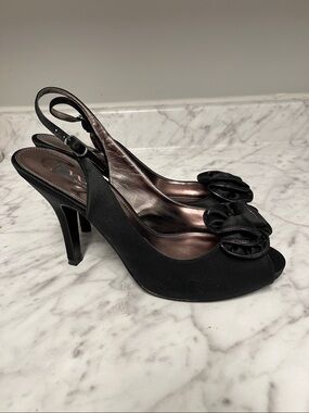 Nina,Black Slingback Peep-Toe Heels with Bow